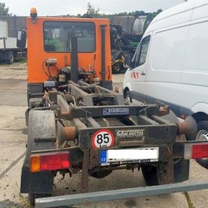 foto 4x4 hook 6.5t municipal BU200 +WINTER container gritt blade Bucher